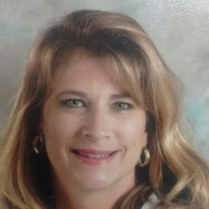 Meet your Posher, Lorie